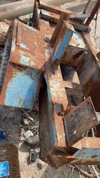 شواصي كيا ٢كامالات السعر ١٥٠ الف مكاني بغداد حريه07731319696