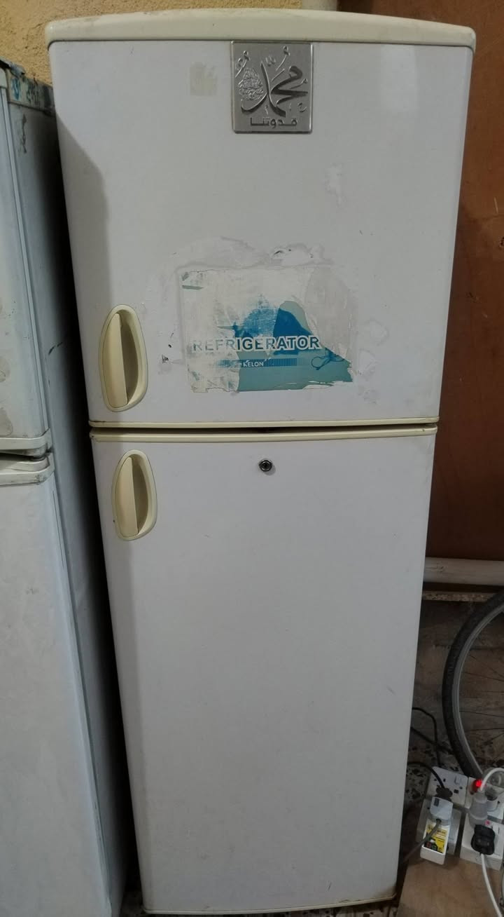 ثلاجات للبيع نظافة وتجميد عالفحص الوحده ب١٢٥ يرهمن مراوس بمجمدة رقم صاحبهن اتصلو عليه *********** مكانه فلوجة
