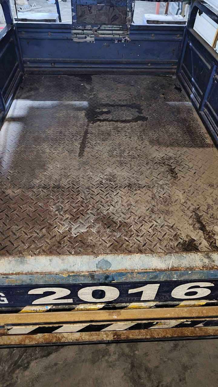 ستوته جمره 2016 نضيفه محركه تمام بس بيه حاضن ركبة طاق ولاحمه لحيم سل استيل أوراق كامله عنوان جبله حي رساله قرب مدرسه فجر الصادق اوراق بيه اصوليه مراوس دراجه دايون نضيفه موجود خاص وهاذا رقمي ***********
