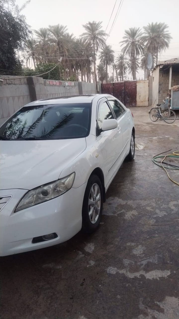 سلام عليكم
كامري خليجي   2009
كير محرك مكفول من كلشي
تبريد  تدفئه  شغال 
تحكم ستيرن حساسات
السياره مصبوغه عام 
ماخذها بدون سونار 
 يعني ابيع هيج شون  ماخذت
مكان السياره بغداد ابي غريب
رقم الهاتف ***********
السعر 85 وبيها مجال بسيط
