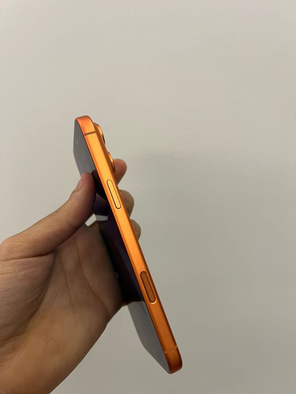 17 برو ماكس بطارية 100 مشحون 60 مره ضمان ماستر عربي شرق اوسط كامل الملحقات
سعره 1900

***********
