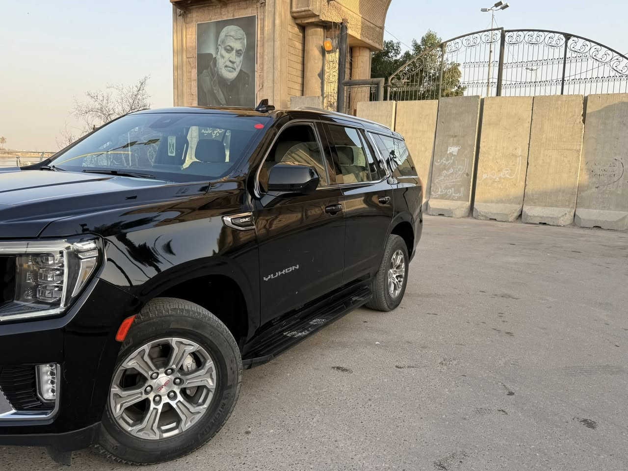 يوكن 2024 ماشي 49.000 مغلفه نانو رقم بغداد *********** مكفوله بيها ملاحظه زغيره مكاني بصره السعر 50.000$ وبيها مجال
