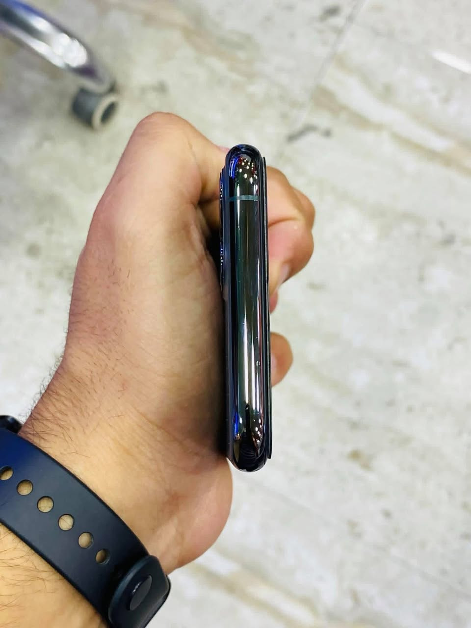 11برو تلفون مكفول من كلشي ذاكر 256 بطاريه 78 تلفون شرط الفحص وين ماتريد اخذه وتر مكاني بصره المطيحه

***********
