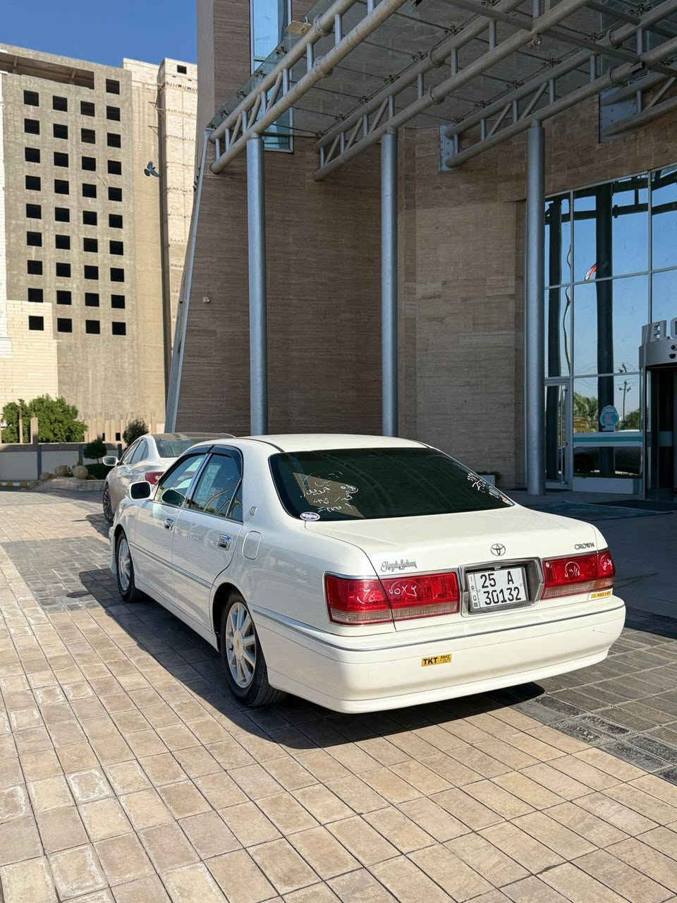 السلام عليكم للبيع فقط ملكه رقم كركوك دولي تحويل ثاني يوم مكفوله من كص ونقل جثه وضربه ورسميات اصوليه مواصفاته 3دكم كرستال اصل تحوير نجف/  غرفه بيجي / تلفزيون /ستيرن كهربائي /شاصي 75/محرك D4الكبير /كشنات كهربائي /برده خلفيه /ويل نجمه /مكينه وكير وحداديه ميه بل ميه تخم تأير جديد مكاني نجف السعر 150 وبيها مجال لاستفسار ***********
