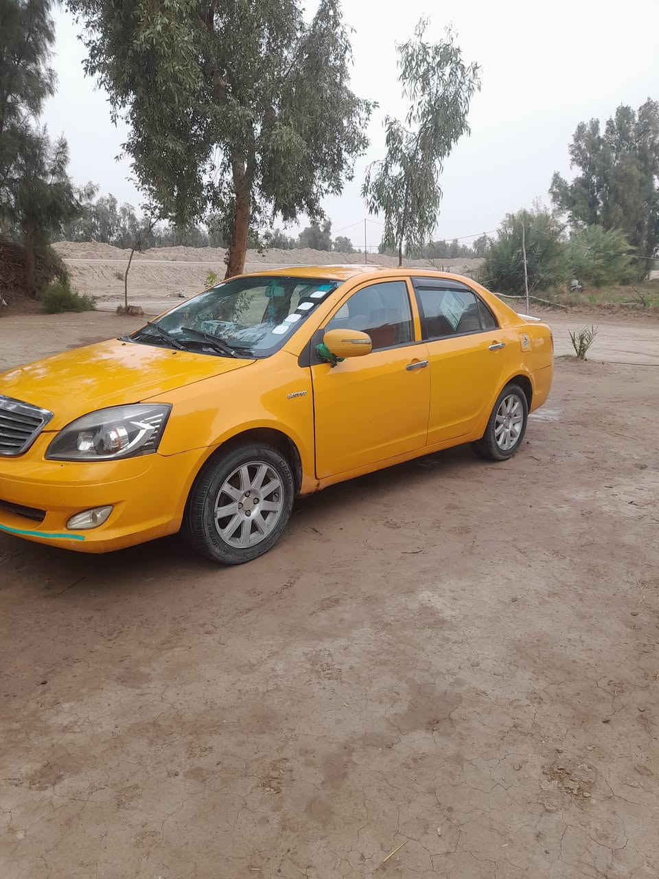 سلام عليكم جيلي موديل 13سياره جاهزه كشر محرك رقم جديد سنويه 29السعر45وبيها مجال العنوان ديوانيه ناحيه سومر ***********
