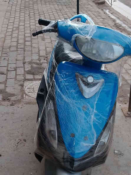 السلام عليكم عندي دراجة البيع ماكس منغولي الدراجه حلوه ونضيفه ما بيه أي نقص تاير جديد باتري جديد اشاير زنون دراجة حلوه ونضيفه مكاني بغداد البياع الشرطه الخامسة الاستفسار رقم الهاتف ***********           ***********
السعر 350 وبيه مجال
