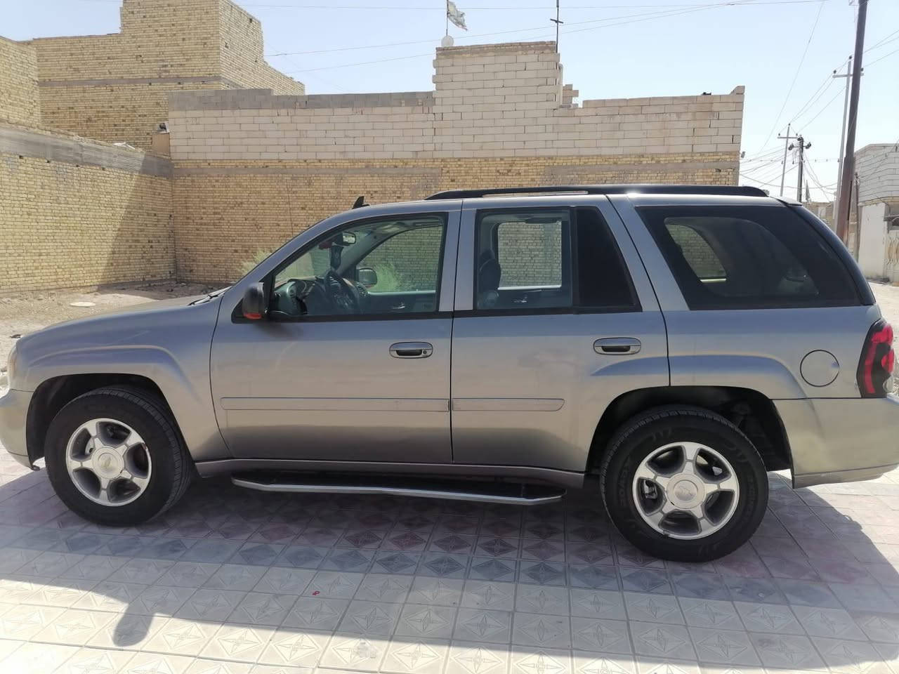 السلام عليكم
بلايزر موديل 2007 للبيع كير ومحرك وحدايه تحكم ستيرن فتحه سقف تخم تاير رقم بغداد إنكليزي مميز بسمي السعر 98 وبيه مجال قليل الرقم ***********
