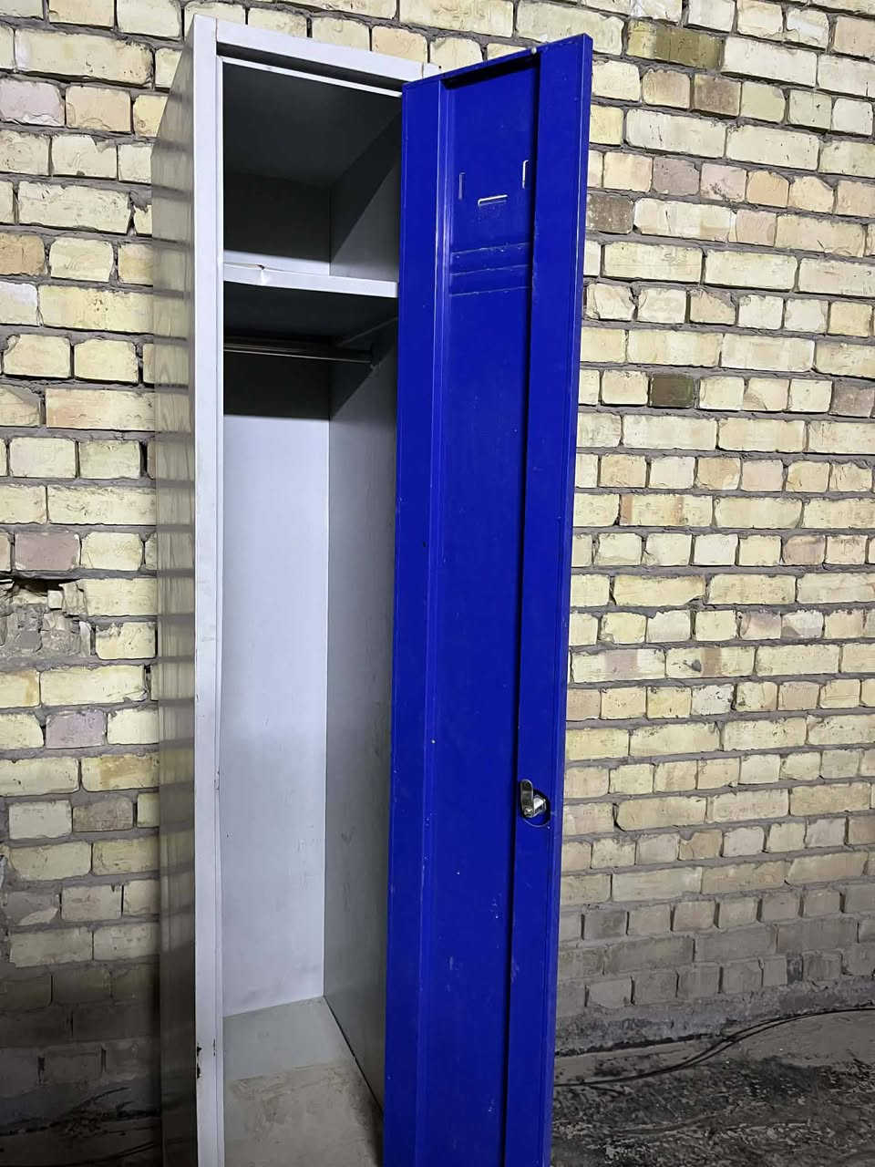 السلام عليكم دولاب للبيع النظافه (90)السعر 100وبي مجال للاستفسار *********** بس واتساب موجود
العنوان البلديات
