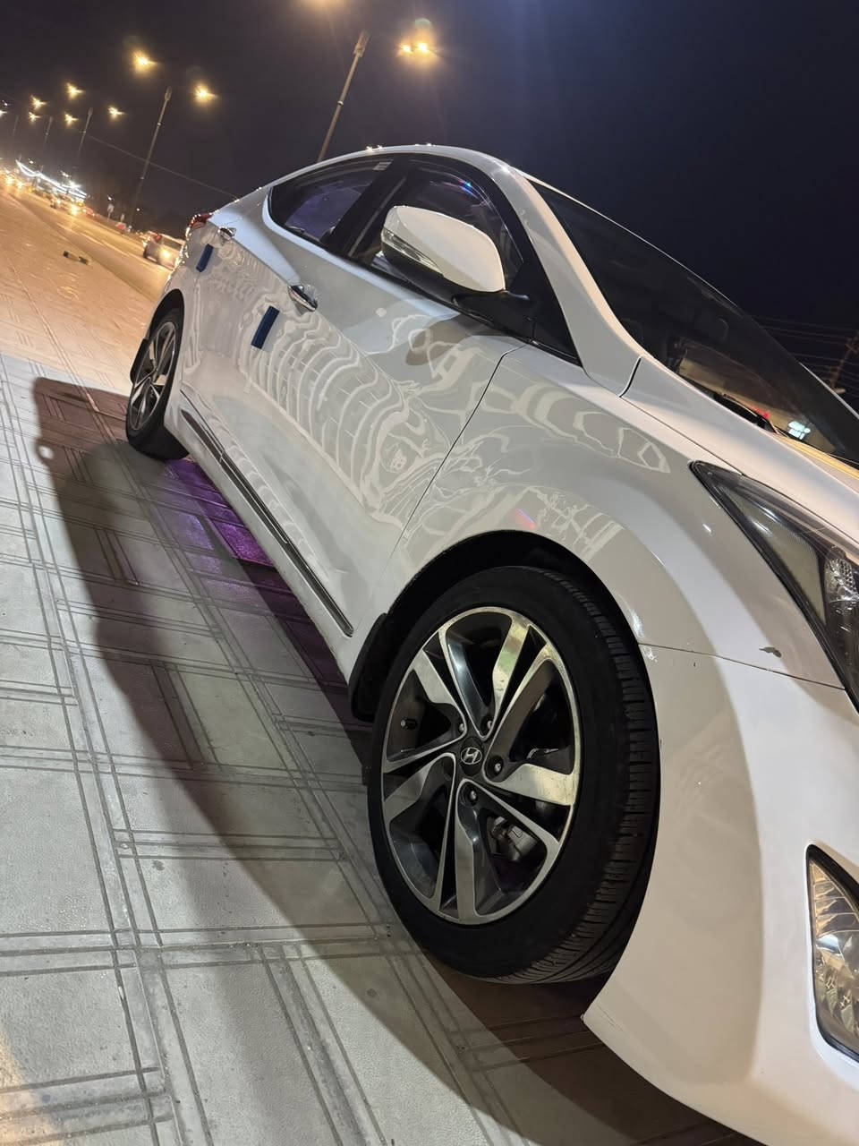 السلام عليكم النترا ٢٠١٤ خليجي بيه كفاله من الضربه ول تبديل ول صبغ عده مكانين اثر تشليع صبع اني صبغتهن اموضحن بل مقطع الفيديو بل منشور ايضن عندك السونار بل منشور ول باقي كفاله من فتح او تبديل وين مايعجبك افحص 
السياره جيلاكس يعني غني عن التعليف مواصفات عاليه بيه فول واحد عله واحد السياره اتريد تحويل اتريد وكاله موجود بسم شركه اليعجبك اني ابخدمتك كير مكينه ١٨٠٠ شرط مامفتوحه حداديه تبريد تدفئه خير من الله 
مواصفات السياره 
بصمه تشغيل بصمت أبواب بصمت جنطه
فول استيرن 
كروز سرعه مثبت 
تبريد قطعتين تبريد ابيانو
تدفئه كشن حيتر استيرن 
ثلاجه 
لد امامي خلفي 
حساس خلفي كأمره دواره شاشه
ويل اكروم
اشاير بل مري مري شفط
كشنات جلد كشن كهرباء
فتحت سقف
اربعه دسك مانع انزلاق
حاكيه آريل نفكيشن 
مكينه ١٨٠٠ مامفتوحه 
دواخل لونين يدات نيكل 
يعني فول واحد عله واحد مكان السياره نجف معروضه ١١٨ او بيه مجال اوكلشي اكو بل سوك حياكم الله ***********
