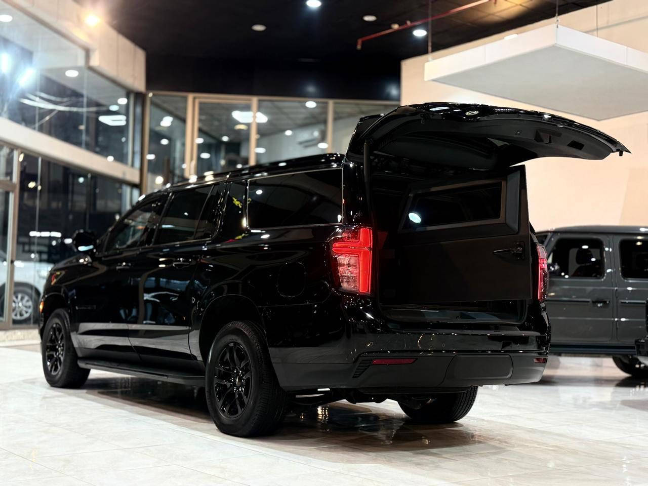 مصفحة (B6+) 
نوع المركبة / سوبر بان L VIP
موديل / 2023
حجم المحرك ونوع الوقود /V8 5.3 بانزين
المسافة المقطوعه / 22.000km
عنوانها / سليمانيه
للمزيد من العلومات اتصل / ***********
***********
