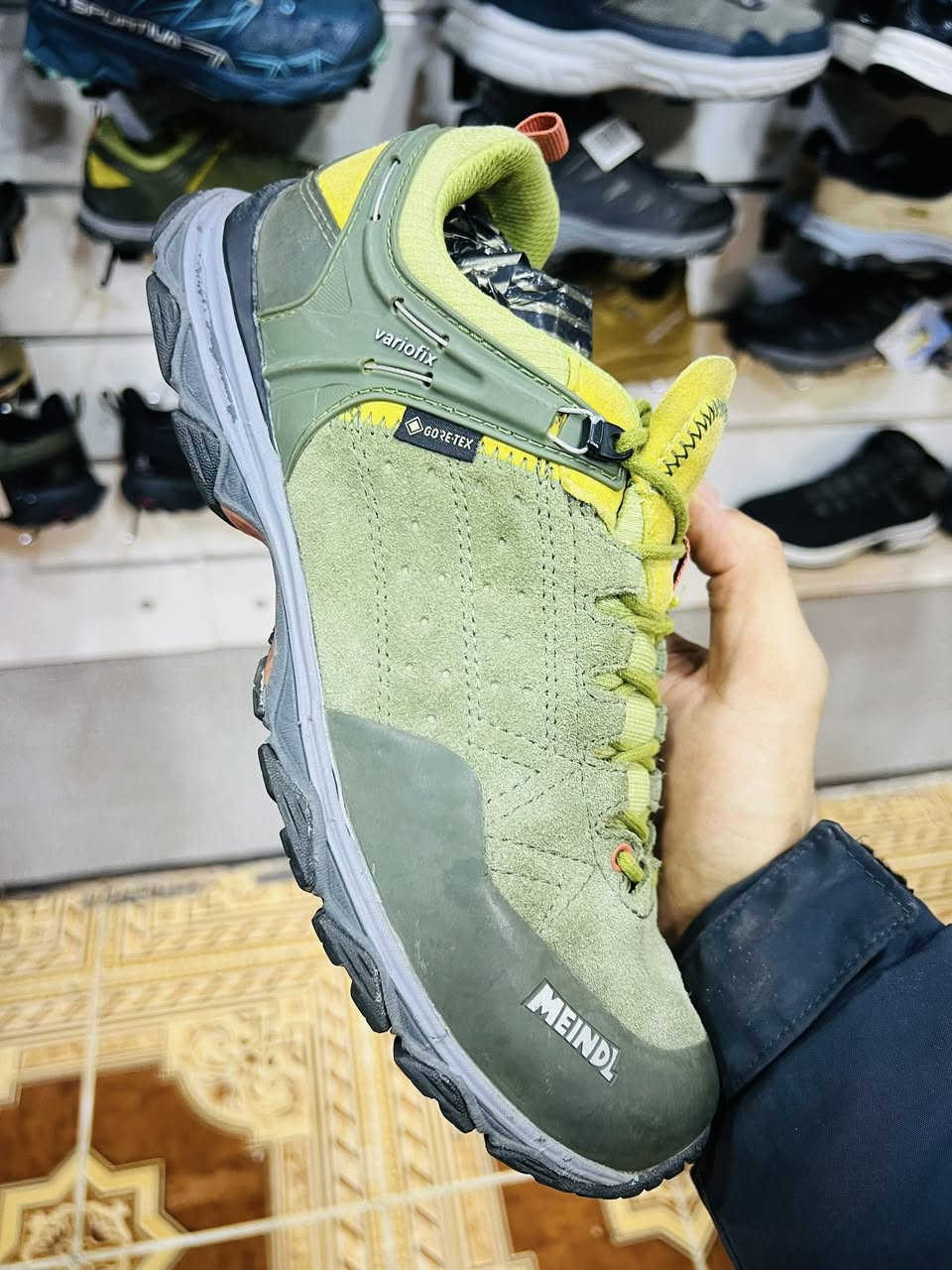 Meindl


**إذا كنت صاحب هذا الإعلان وتريد حذفه لأي سبب، رجاءا أرسل رسالة إلى الدعم الفني**