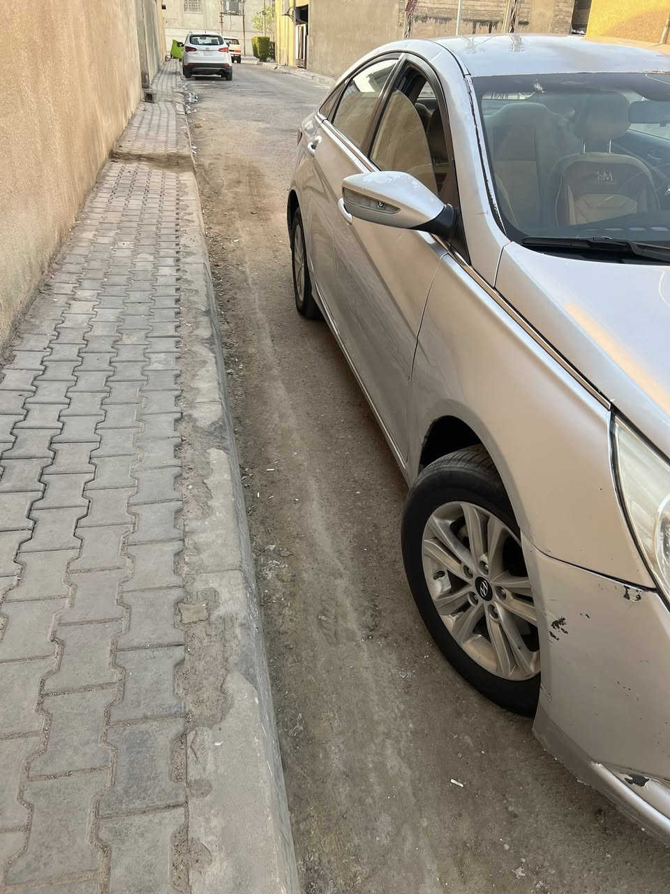 سلام عليكم سوناته مديل ١٤ سياره كلش جديده دوات متوم رقم نكليزي محرك ٢٠٠٠ دوش سعر ٥٣ بيه مجال واذ كو مراوس بنتره عنوان بصره ***********
