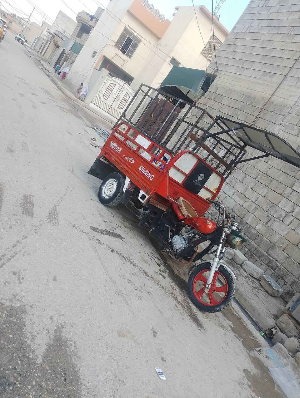 لسلامو عليكم ستوته للبيع سعر 950وبيها مجال شاصي شرط تواير نضاف ستوته مال شغل شغل وطلع عل باب الله ستوتا ربع مايعوزها وهاذا رقمي ***********
