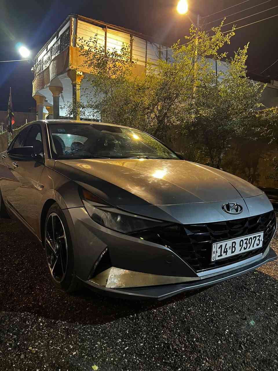 سلام عليكم النتره وارد امريكي مديل 2022اين لاين محرك تيربو 1600 ضربتها جاملق وبنيد معروفه موصفات ال Nماشيه 84الف السعر 130للستفسار ***********
