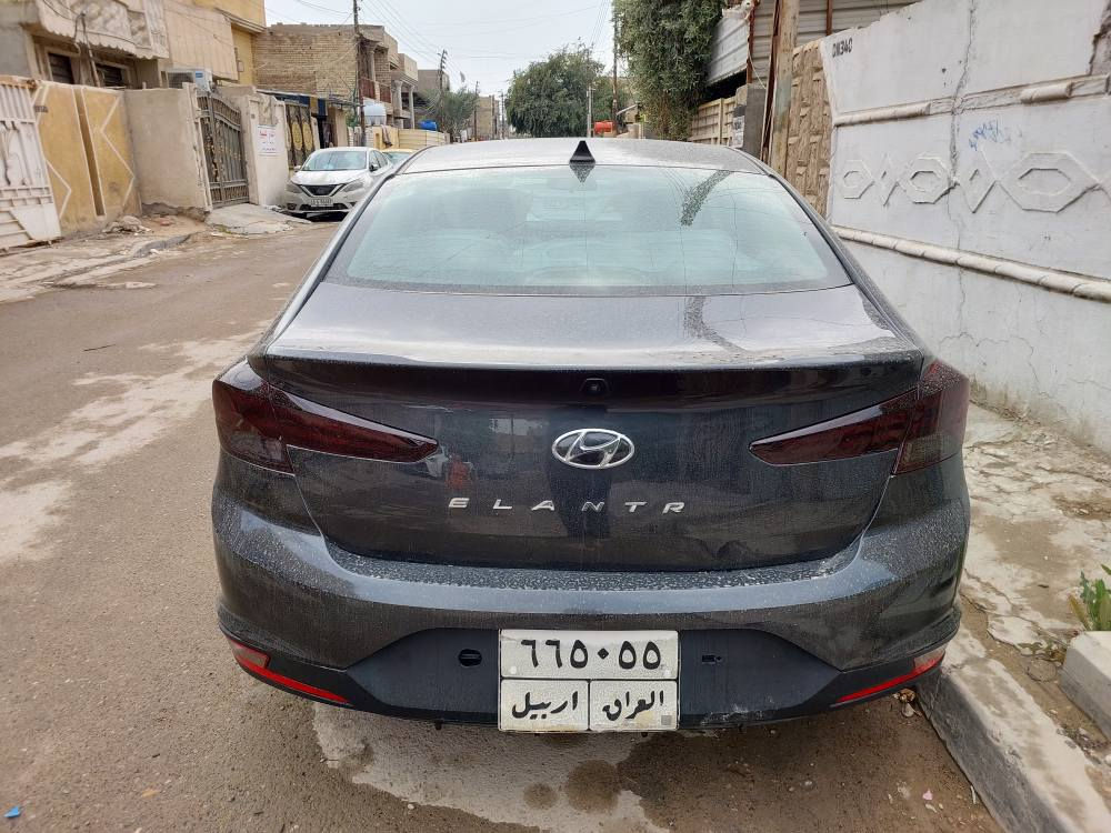 السلام عليكم هونداي النترا موديل ٢٠٢٠ محرك ٢٠٠٠ دوش كير سي في تي وارد امريكي حادثها موضح بالصور بدون ايرباك شاشه كار بلي تحكم ستيرن كاميرا كهربائيات كلهه تشتغل داخل نظيف جدا صدر امامي وخلفي ممتاز تخم تاير نظيف جاهزه بدون نقص بيها صبغ قطع ابيع حزام دواخل مكفوله سياره جاهزه تريد تحويل او وكاله مكانها بغداد الدوره ابو دشير هاتف *********** سعرها ١١٨ بغداد, العراق
