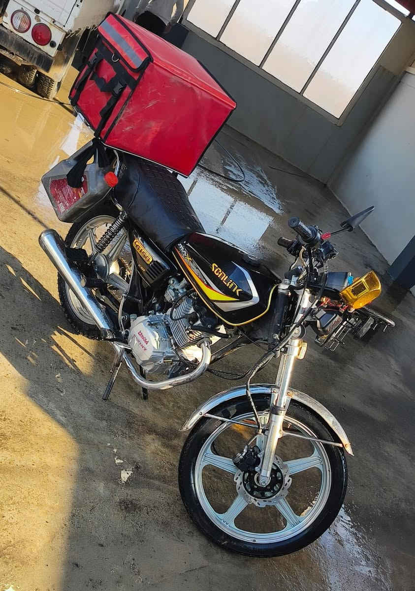 سيفان 20
الرقم ‭0788 409 3027‬

محدث 24

كلشي شغال 

شلعه  نار 

معدل خير من الله 

السعر 360وبي مجال قليل 

مو شراي لا اتعبني
