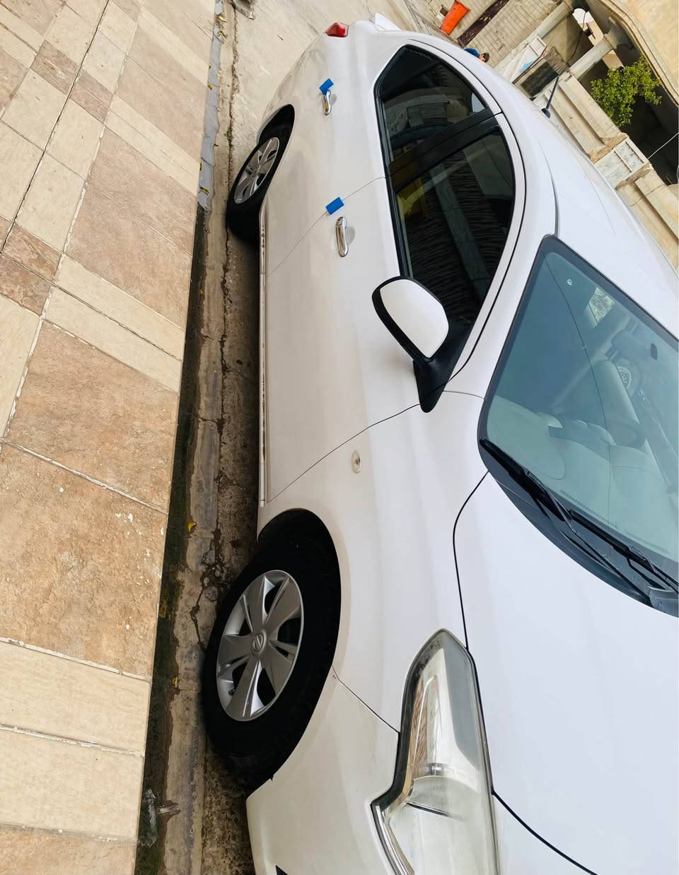 نسيان صني موديل 20 سنوي جديد  ورقم جديد بطاقه بانزين بيها تايرات  جدد كاميره اي ضرر مابي كير محرك شرط سعره 118
*********** كركوك, العراق
