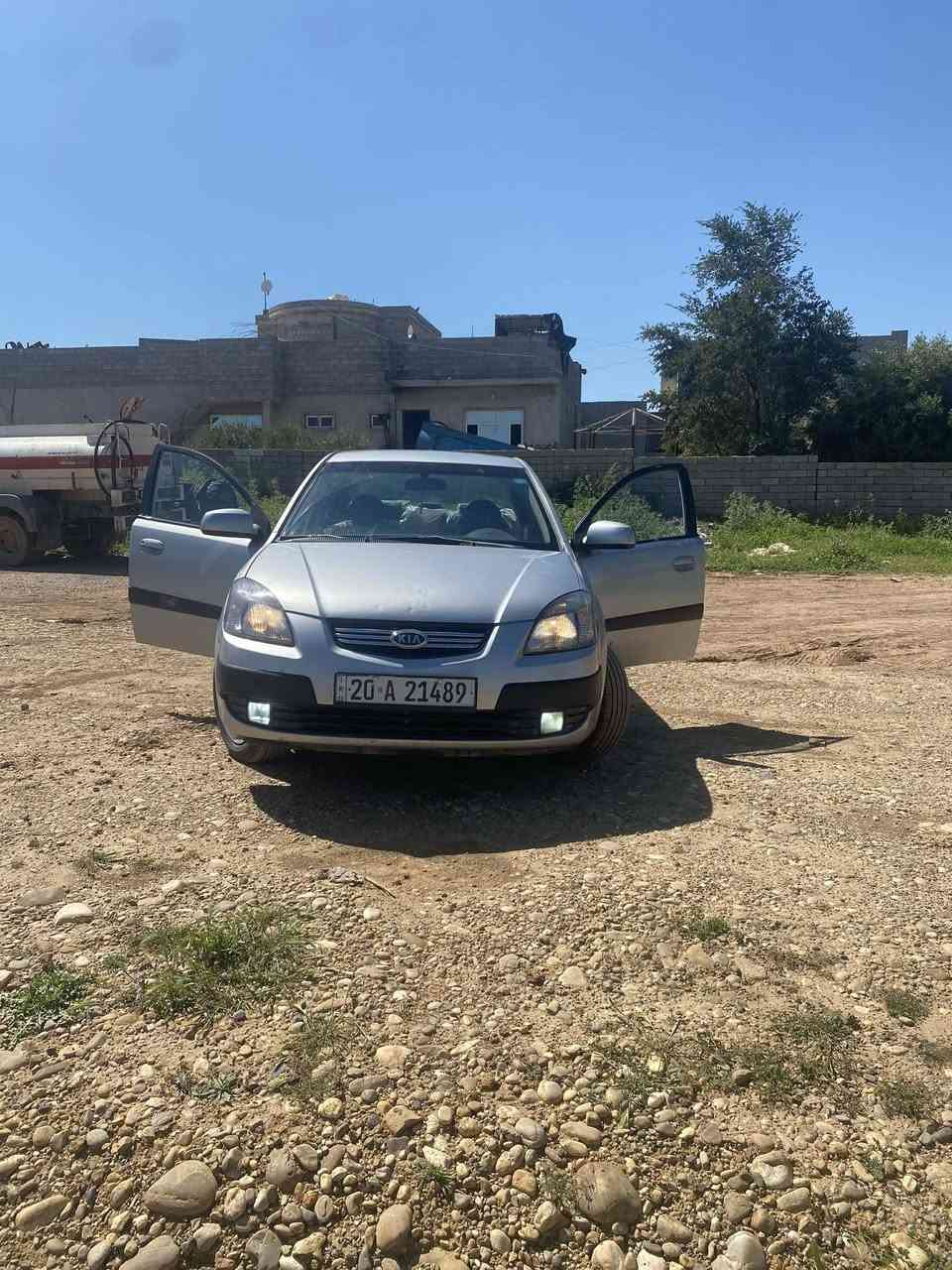 سلم عليكم كيا برايد  موديل 8 طخم تايا جديد  سيارا مضررا تبريد لمس تحويل من الشرعي كربون بانزين رقم الهاتف ***********
