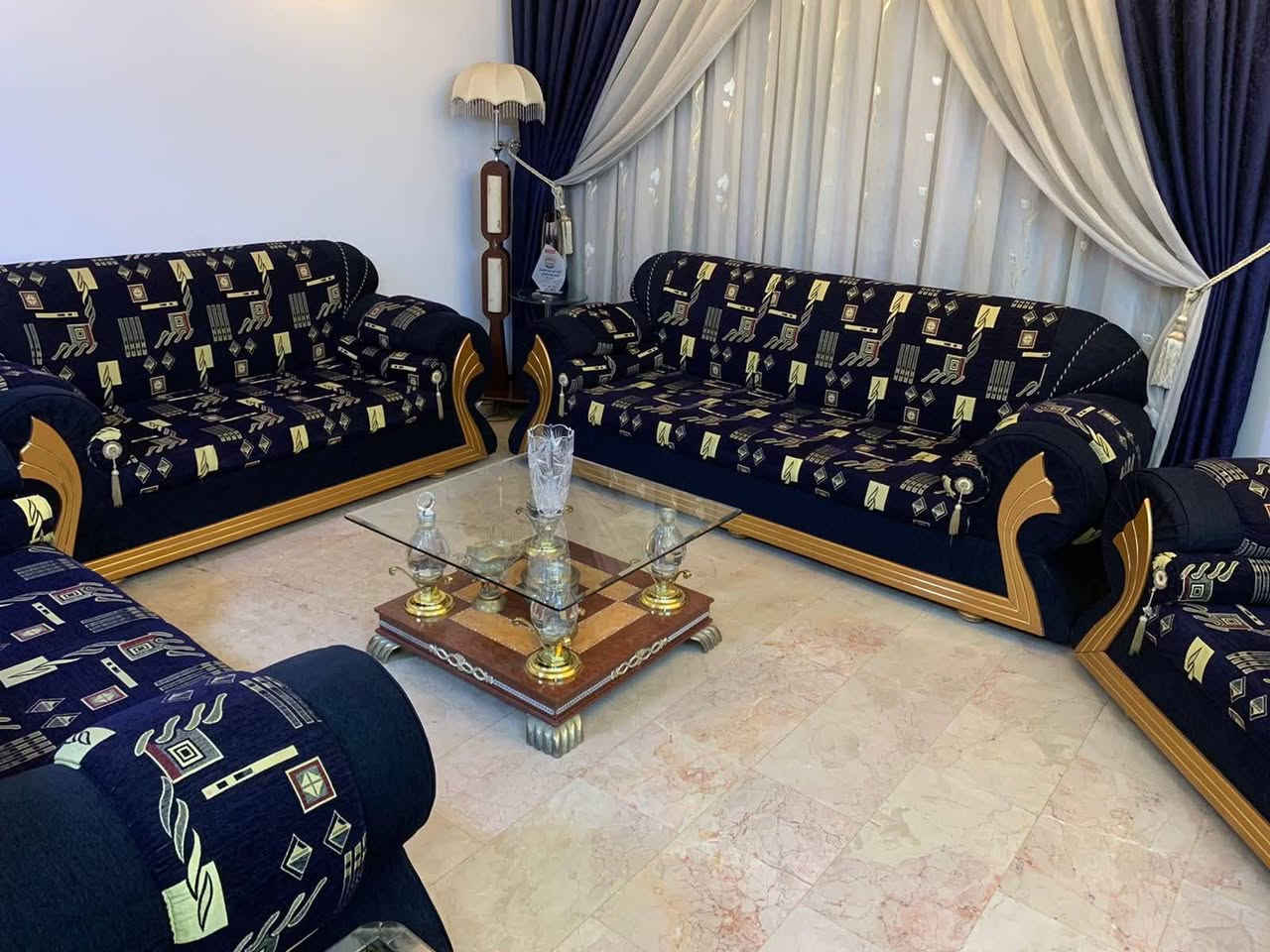 تخم تسع مقاعد نضيف بدون ضرر السعر ٣٠٠ وبي مجال بسيط العنوان بغداد / شهداء البياع


**إذا كنت صاحب هذا الإعلان وتريد حذفه لأي سبب، رجاءا أرسل رسالة إلى الدعم الفني**