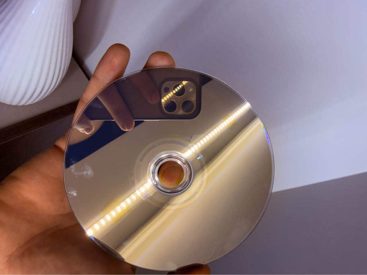 بلي 4 اوروبي اونلاين رب النظيف ما مفتوح وياه جويستك اصلي + جويستك تجاري نظيفات وما بيهن شي + بلاك اوبس III وفيفا 24 خدش ما بيهن استخدام كلش قليل 
السعر 370 بي مجال بسيط بغداد, العراق


**إذا كنت صاحب هذا الإعلان وتريد حذفه لأي سبب، رجاءا أرسل رسالة إلى الدعم الفني**