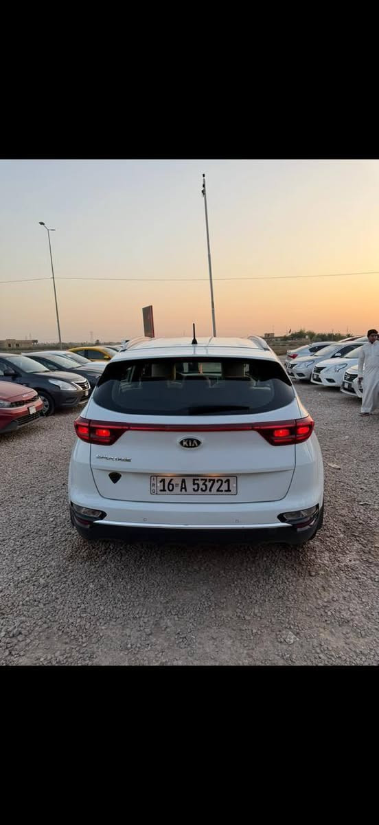 كيا سبورتج موديل 2019 
سبورتج خليجي 19 سويج 
السونار معروض ويه الصور 
السعر 180$ وبيه مجال 
***********
