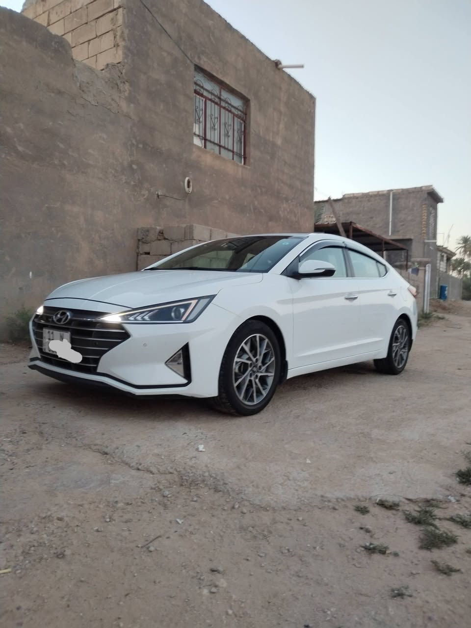 سلام عليكم النترا 2020 خليجي رقم بغداد انكليزي ماشيه 70 كفاله عامه
فول مواصفات واحد علئ واحد فئة20

محرك 2000 دوش+فتحه سلايت +شاشه كبيره +مرئي شفط +نيكل علئ جام +يدات نيكل +كشنات قلاب +بصمه تشغيل +بصمة أبواب +تحكم ستيرن جهتين +حساسات امامي خلفي +خمسه ويل كب +انضمةقياده +صندوق ذكي+سياره جديده بمعنى الكلمه فول للخير أعلى فئه.

ملاحظه(سياره مكفوله كفاله عامه من كلشي)
السعر :(169) وبيه مجال
مكان السياره :كربلاء طويريج
الاستفسار رقم :(***********)
