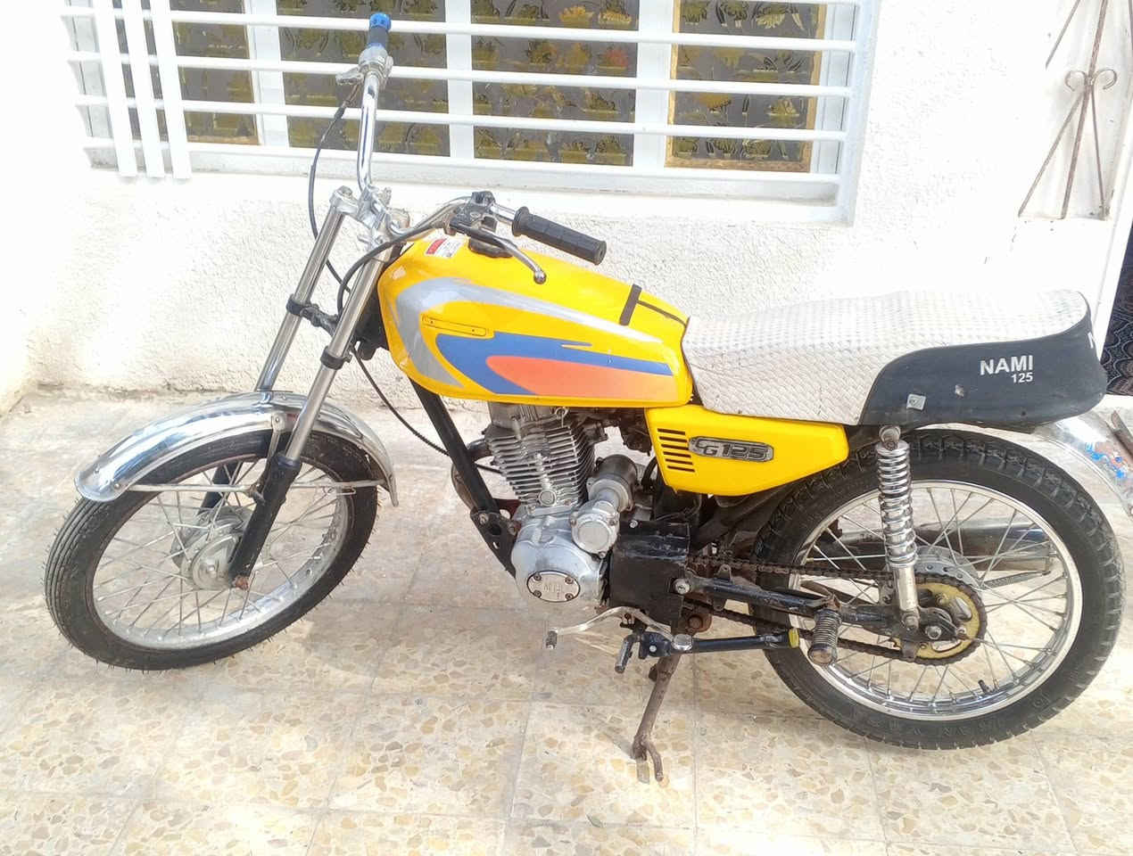 السلام عليكم دراجة إيرانية للبيع دراجه حلوة ونضيفة بية مكينة ام تي ار شلعة حلوة الشراي يراسلني خاص أو يتصل
***********
