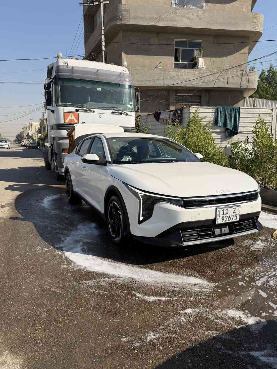 سلام عليكم k4 خليجيه كفاله عامه فول ما عده الفتحه سياره زيروه بعدهي مدوشمه دوشمه عام ماشيه 15 الف وقابل للزياده العنوان البلديات ***********
