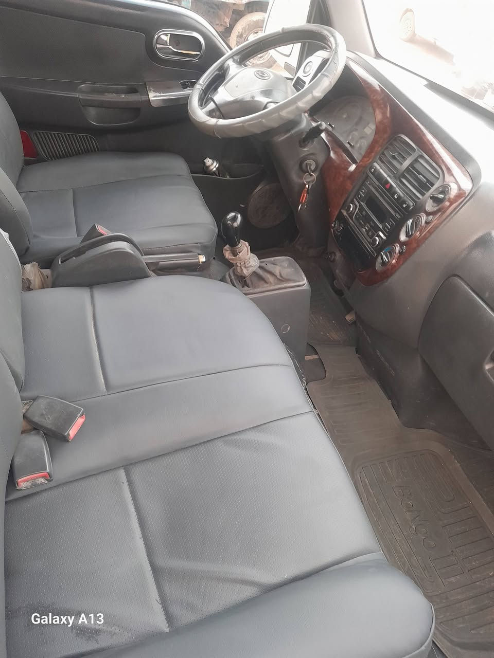 سلام عليكم  كيه  مسكر طرمه موديل ٢٠٠٩ سعر ١١٠ للعنوان بقداد لمعامل  ***********
