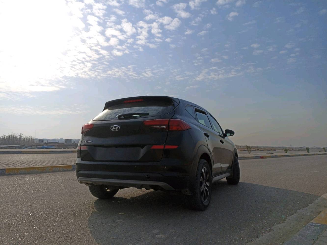 السلام وعليكم توسان موديل 2021مريكي ماشيه مرافق سونار150
محركه 2000عنواني بغداد ابو غريب تحويل ثاني يوم او مراوس ب سورنتو وانطي فرق عادي***********