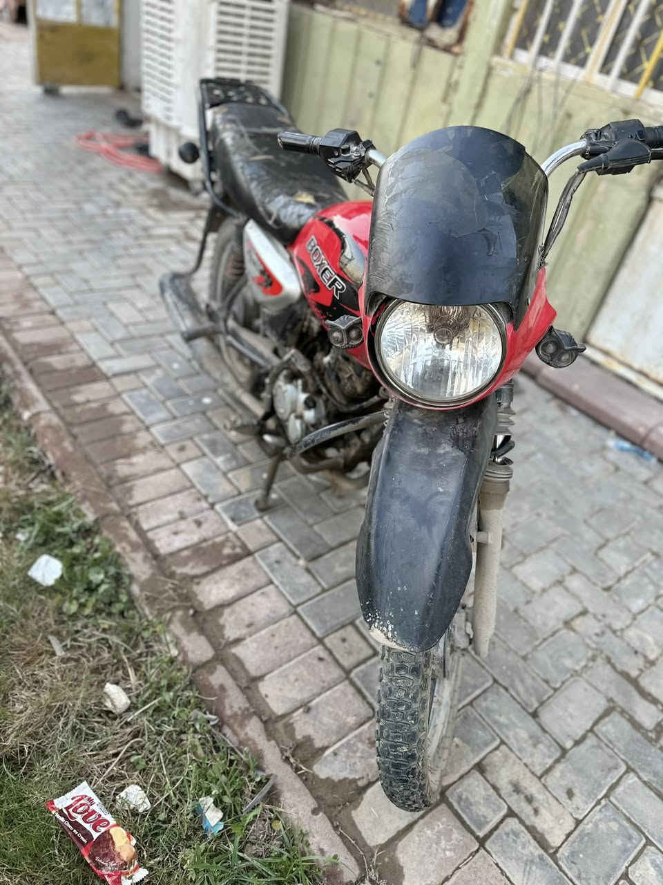 بوكسر لبيع موديل 21 جانت شغاله و طفت و ما اعرف شنو سبب البارحه طفت. ابيع عله هاي الوضعيه 350 الف رقم ***********
