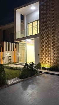 عرض مميز للبيع في بدور بغداد VIP فيلا 500 متر ركن على شارع 16+12  موقع...