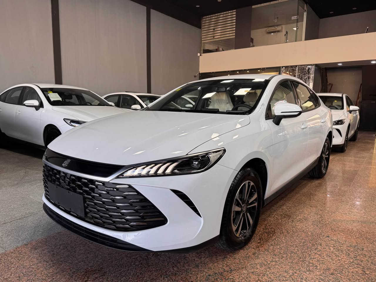 بي واي دي ناو کریمی.ویل کرۆم  BYD Qin Plus 2025.   
مواصفات.کارەبایی و بەنزین و هایبريد.
بصمة شاشةوكاميرا ویل کەپ.تانکی گەورە 
2100 كم.دەڕوات.تحديدسورعه.لیدڤۆلیۆم 
. ☎️   مۆبایل ***********
مکان أربيل معرض تۆپ کارس.سحر 🔥 أربيل, العراق
