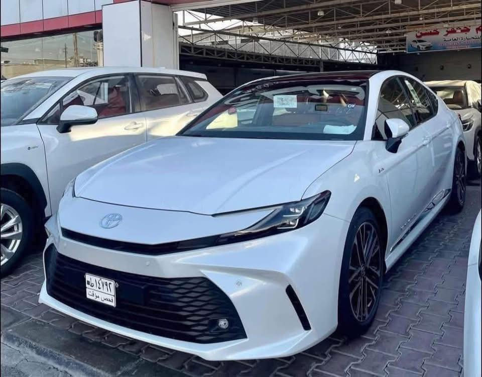 تويوتا كامري LE هايبرد 2026
🚘 Toyota Camry LE 2026
خليجي – عبد اللطيف جميل
هايبرد | فول مواصفات

سيارة تجمع بين الهيبة، الاعتمادية، والتكنولوجيا المتطورة…
الكامري الجديدة وصلت بمعناها الحقيقي للفخامة.

💎 أبرز المواصفات:
▪️ فتحة سقف بانوراما تضيف إحساس مختلف بالرحابة
▪️ دبل عدسة بإضاءة حديثة 
▪️ ويل رياضي قياس 18 إنش
▪️ شاشة كبيرة بنظام متطور
▪️ منظومة هايبرد اقتصادية وعزم قوي
▪️ باقي المواصفات المعروفة لأسطورة الكامري

🚗 أداء هادئ… صرفية ممتازة… شكل يخطف الأنظار.

‼️لمعرفه السعر علق برقم 1 او الاتصال 
متوفر مرقم جاهز سنويه ولوحات ✅

📍 الموقع: بغداد – معارض البياع – الشارع الرئيسي

📞 للاستفسار اتصل او واتساب:
***********
***********
***********
***********
