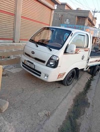 كيه لبيع سياره مكفوله كفاله عامه تواير6جدد محرك شرط لا صرف ولاتبخير اس...