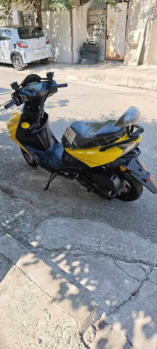 ماکس fs مۆدێلی 2024 150cc مەکینەی نەکراوەتەوە
سعر 450 قفل قفل قفل باشە کاکە 
 شوێن چوارقوڕنە خێرا 120


**إذا كنت صاحب هذا الإعلان وتريد حذفه لأي سبب، رجاءا أرسل رسالة إلى الدعم الفني**