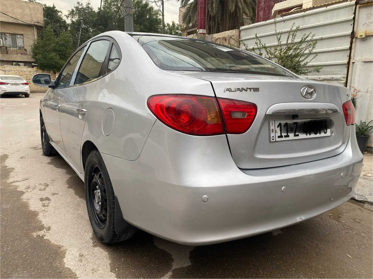 السلام عليكم ورحمة الله وبركاته
للبيع هونداي النترة افانتي خليجي مكينه 1600 

موديل 2007 بغداد باسمي مصبوغة عام

وين متريد تفحص اني بالخدمة 

السعر 92 وبيها مجال بسيط العنوان بغداد الحرية  

موبايل ***********
