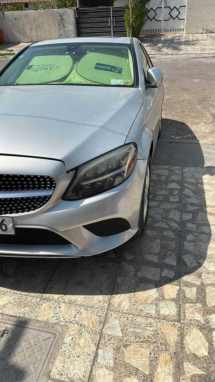 السلام عليكم
للبيع مارسدس C300
موديل 2021
لون رصاصي 
ماشيه ٥٥ماشيه
حادثه بنيد وصندوك تبديل وصبغ فقط بدون دواخل بدون ايرباك
الموصفات فتحت سقف كامره خلفيه رادار امامي هاندبيريك بصمه نقطه عمياء لايت 8عدسات
اربع ابواب بصمه كراسي جلد لون بيجي تدفأه كشن شاشه كبيره
كداد الشاشه 3وضعيات عداد الكتروني صندوك كهرباء
تخم تاير جديدالسيارة صفر مسج
كير مكينه مكفولات 
مكان السيارة بغداد الحارثيه
الاتصال
***********
