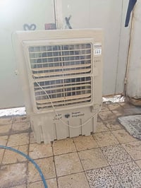 كونفيره نظيفه جدا تايرات موجوده السعر 150 عنواني بغداد الكمالية 077341...