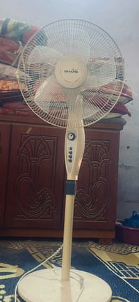 مروحة • جديدة • استعمال شهر