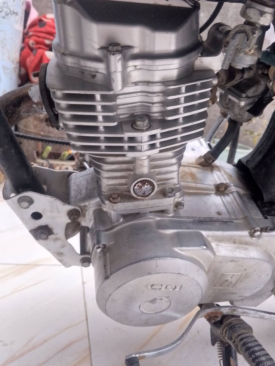 سلام عليكم دراجه البيع. شاصي ارشه 19 اوراق صولي    مكينه مال نامه شلامجه موديل 22.       سعره 450    وبيه مجال.        مكاني ناصريه مركز.


**إذا كنت صاحب هذا الإعلان وتريد حذفه لأي سبب، رجاءا أرسل رسالة إلى الدعم الفني**