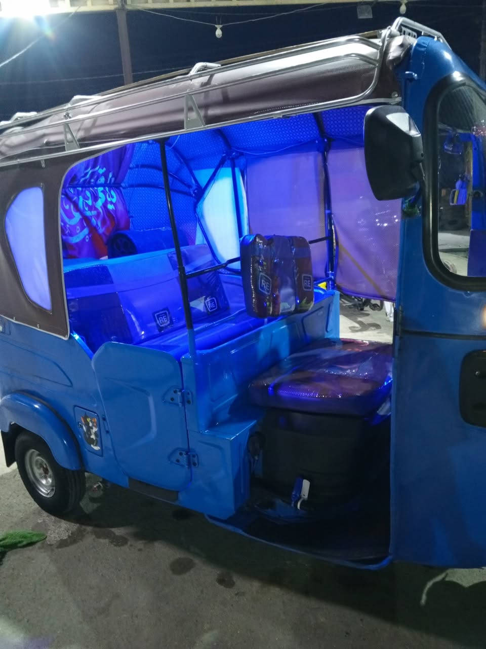 سلام عليكم ورحمة الله وبركاته 
تكتك للبيع مديل 22رقم وسنويه 
تكتك خير من الله مال جناي 
بيه ضربه بسيطه وراجعه بارد 
ومصبوغه صبغ عام جماليه 
مكينه كفاله وخير من الله 
كهربائيات شغاله كلشي مابيه نقص كبل للشارع 
السعر 7ونص وبيه مجال حكك لجيه شي بسيط 
مكان القاسم ؏ مستعجل على بيعته 
***********
