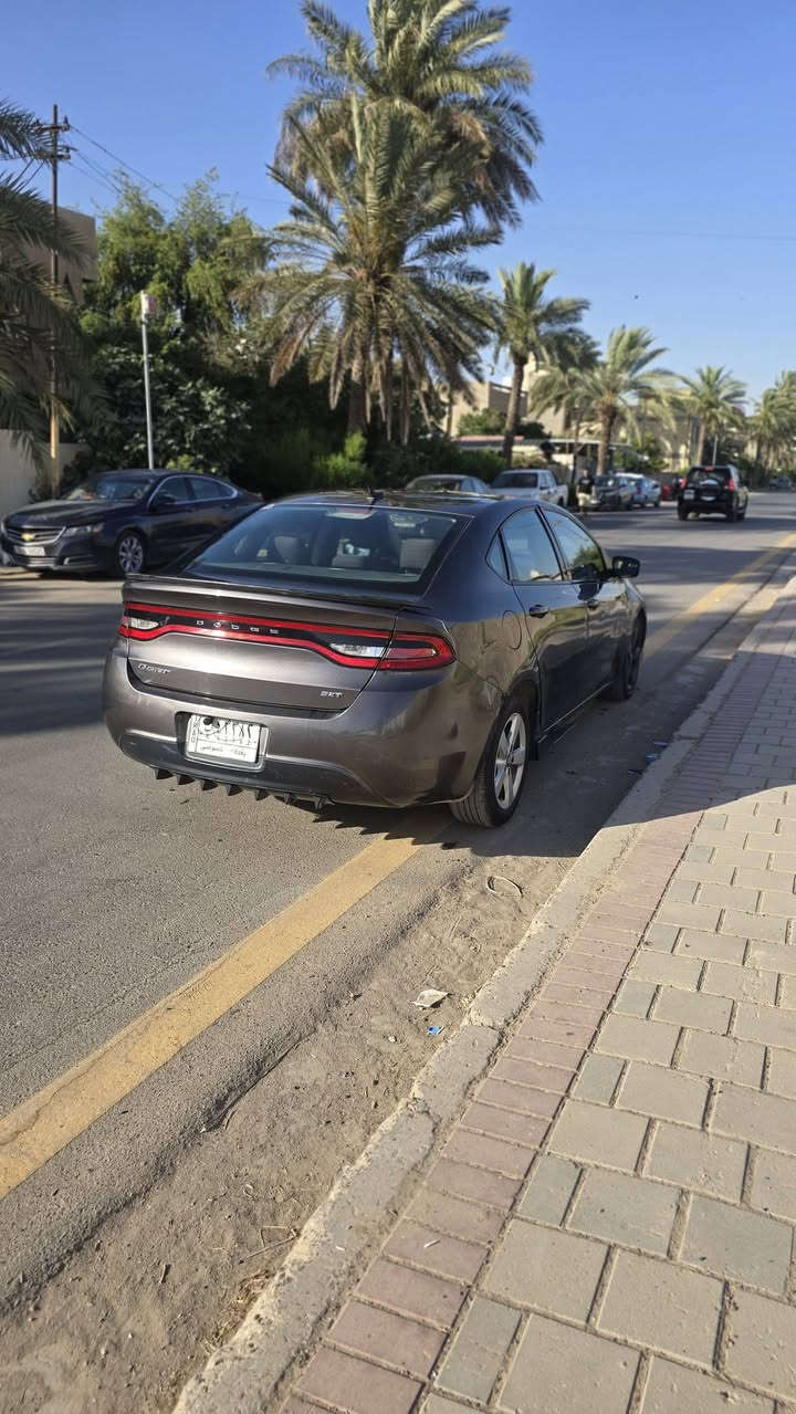 دوج دارت 2015 محرك ٢.٤ 
ماشيه ٩١ الف مايل صدر نص عمر تبريد ضعيف محرك وكير مكفول دواخل نضيفه جدا
 بيه جراد
 ٥ ويل كب 
حادثه دعاميه و جاملغ يسار حادث خفيف  
رقم بغداد 
باسمي 
المكان بغداد العامرية 
السعر ٨٥ بيه مجال بسيط للشراي 
للاستفسار ***********
