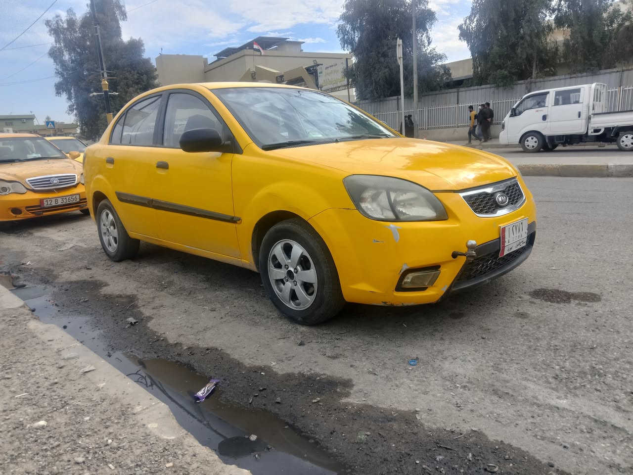 السلام عليكم كيا ريو موديل 2011 بدون ضرر بيها دائر  شي قليل محرك صرف كير شرط السعر 93 وبيها مجال رقم صلاح الدين شرط التحويل
***********
