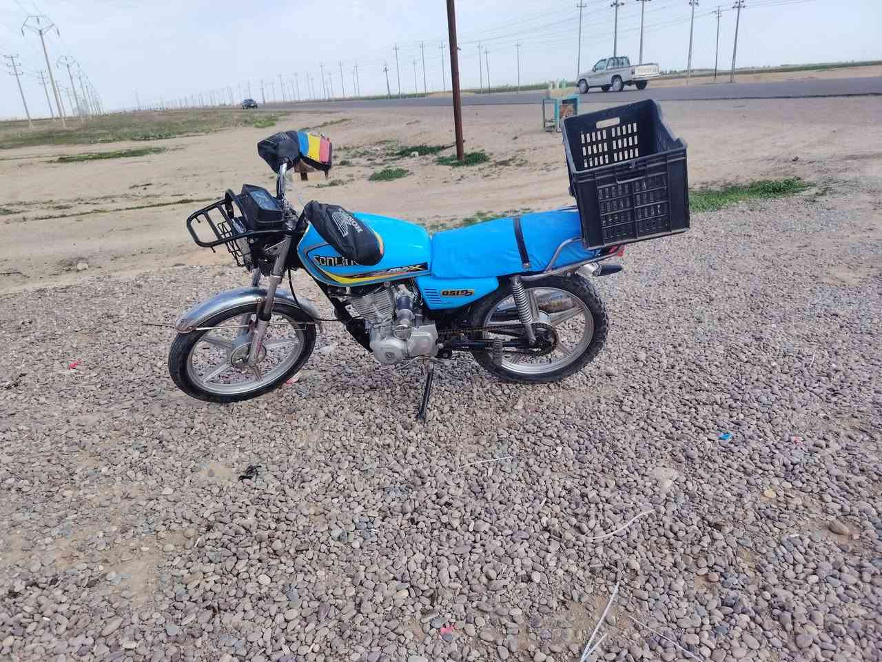 سلام عليكم دراجه للبيع سيفان موديل 2020 محرك مفتوح السعر 360 وبيه مجال المكان تكريت الناعمه للاستفسار الاتصال على الرقم ***********
