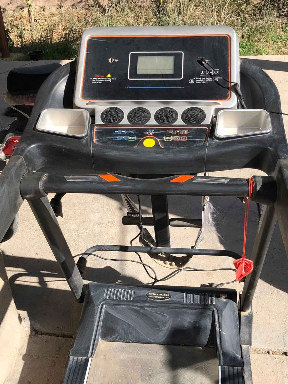 السلام عليكم   
عندي جهاز جري أخو الجديد استعمال جدا قليل 
وعندي دراجة جديدةR9  2025بطاريات 3 كبار عالشحن  أن شا الله منختلف عالسعر رايد الدراجة بحدود ال400 ألف وبي مجال  وجهاز الجري 300 ألف وضمان بيهن ثنينهن  ***********
