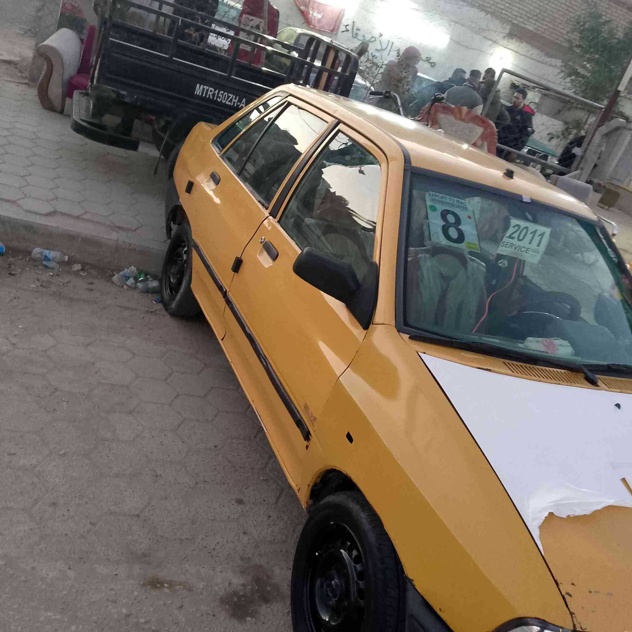 #سايبه_للبيع
سلام عليكم سايبه للبيع مديل ١١ 
سياره كشره وغرفته بجيس جديده شواصيه نضاف كلش 
راعيه ماندله 
سعره ١٧ وبيه مجال 
***********
مكاني نجف
