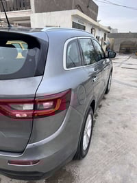 رينو كوليوس 2019نضيفه اخت الجديده بعده شركه بس بيه شخوط بسيطه بل كشر ا...