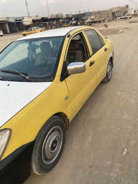 سلام عليكم 
لانسر للبيع 2009 رقم إنكليزي مصفرة هيئة غرامات تبريد تدفئة السيارة خير من الله صدر جديد بيها جامرلغ موضح بالصورة السعر 65 وبيها مجال رقم موبايل ***********
