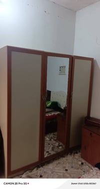 لەباسر • بوفيه